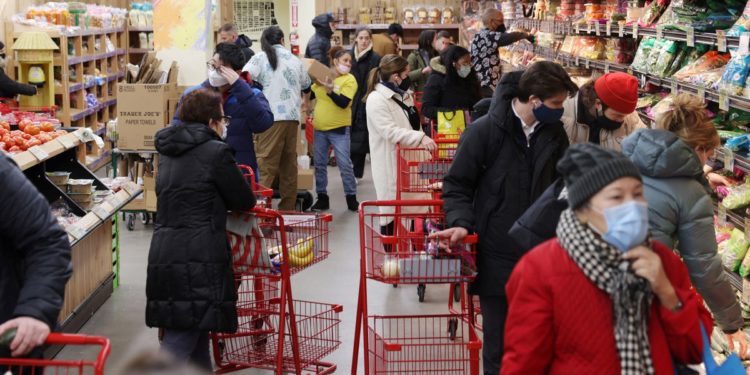 Tightening U.S. labor market underpins consumer confidence despite soaring inflation