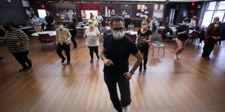 Seniors, freed from COVID isolation, sashay in New York dance class