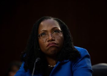 Judge Jackson weathers banal racism; Ukraine updates; Clarence Thomas should resign