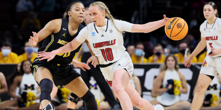 Louisville Clinches the Last Spot in the Final Four