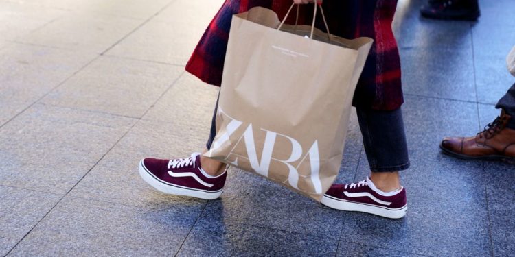 Russia clouds prospects for Inditex after sales surge