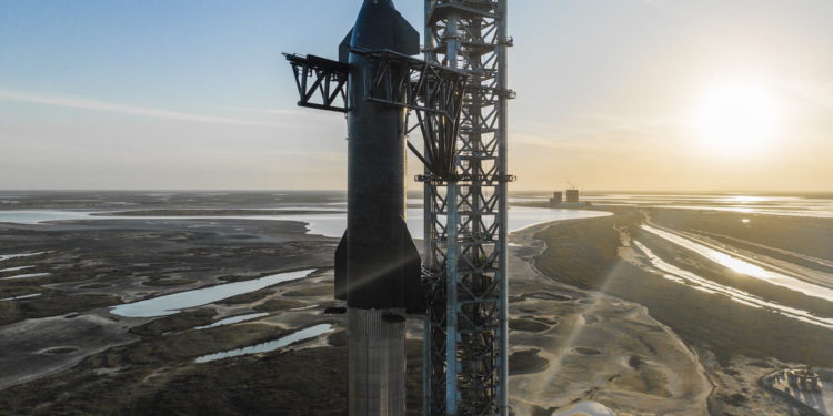 SpaceX has to wait longer for Super Heavy flight clearance