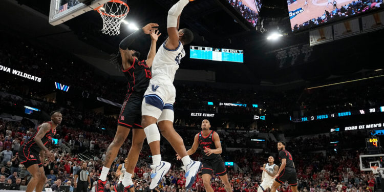 Villanova Knocks Off Houston to Reach Final Four