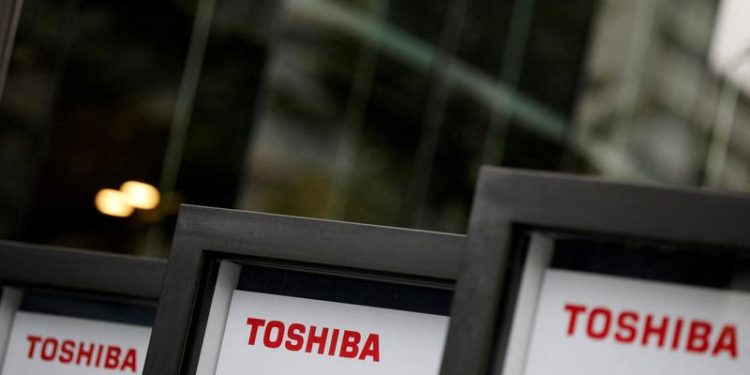 Norway sovereign wealth fund backs call for Toshiba to solicit buyout offers
