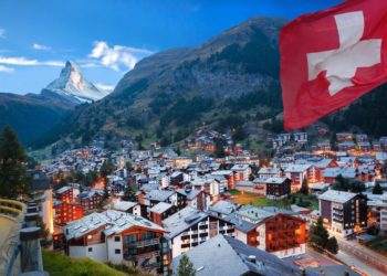 Anne Hathaway And Roger Federer Woo Tourists Back To Switzerland