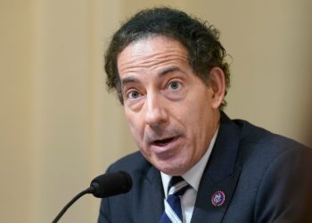 7-Hour Gap In Trump Logs From Jan. 6 ‘Suspiciously Tailored,’ Panel Member Says