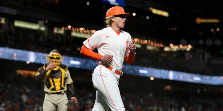 Alyssa Nakken Coaches First Base for San Francisco Giants