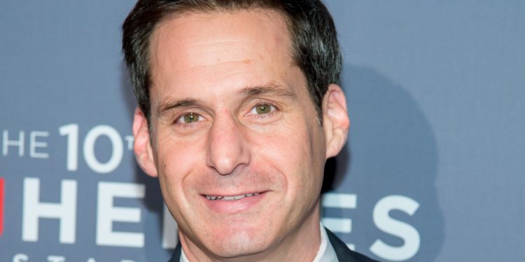 CNN’s John Berman Hospitalized Just 1 Mile Before Boston Marathon Finish Line
