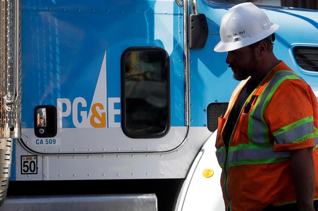 California utility Pacific Gas & Electric to pay $55 million for massive wildfires