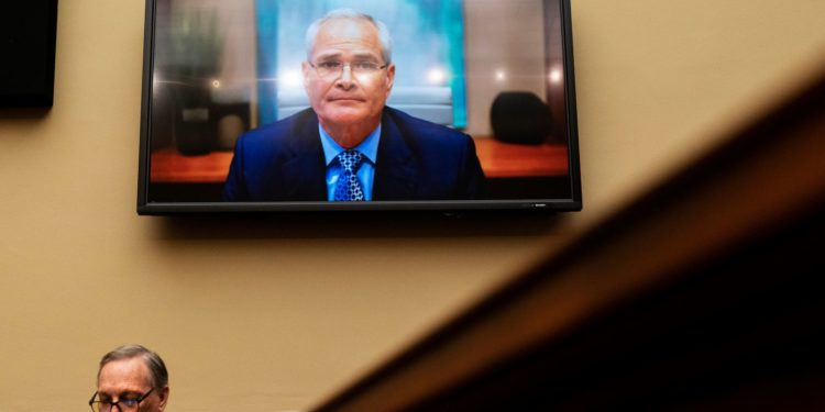 Democrats Grill Fossil Fuel Executives About Price-Gouging