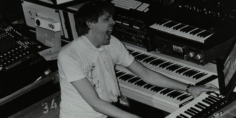 Electronic Music Pioneer Klaus Schulze Dead at 74