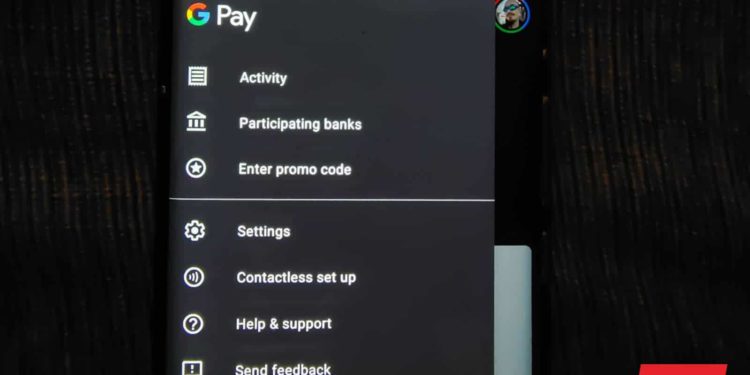 Google & Apple Are Cutting Off Russia Central Bank From Pay Systems