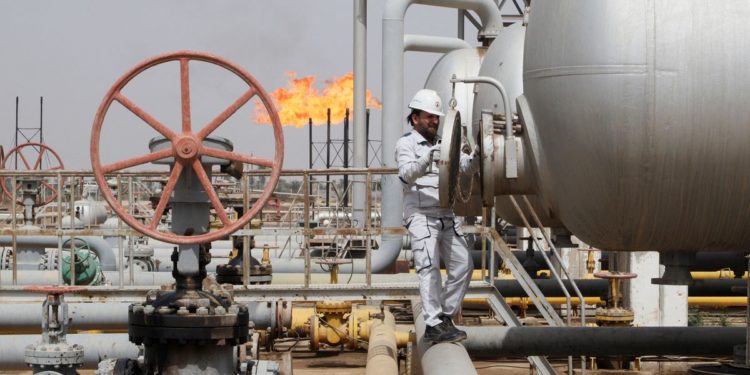 Oil prices fall after truce in Middle East conflict, petroleum reserve news