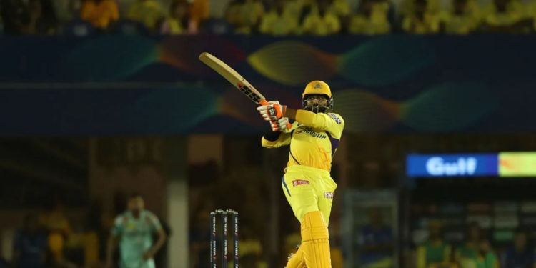 Ravindra Jadeja batting against Lucknow. Pic: IPLT20.COM