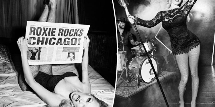 Pamela Anderson drives 'Chicago' crowd wild on Broadway