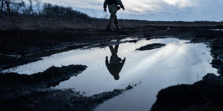 Spring rains arrive; Ukrainian defenders prepare for potentially 'decisive' battles