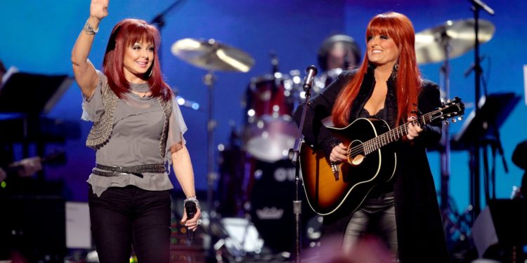 The Judds Reunite For CMT Music Awards Performance