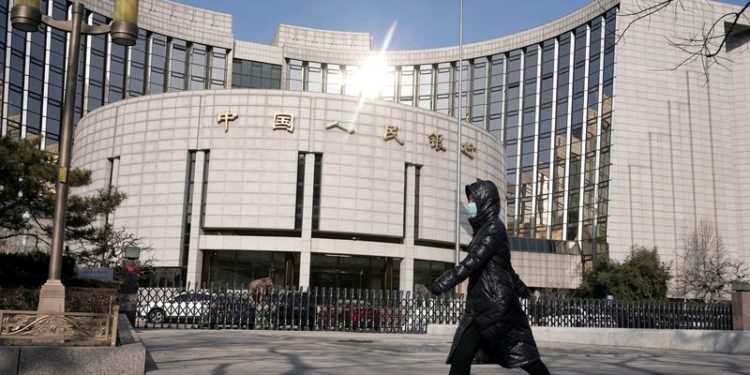 China to step up financial support for industries hit by COVID outbreaks