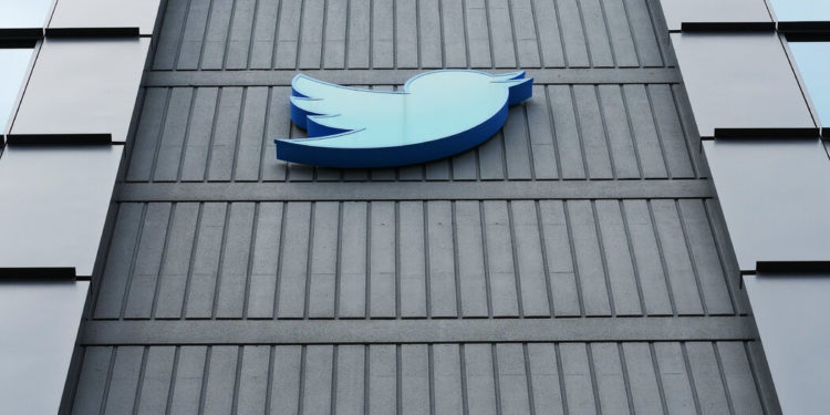 Vowing to Quit Twitter Is Popular. Actually Leaving Is Hard.