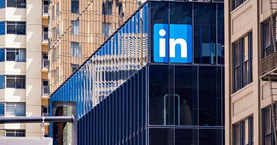 LinkedIn Agrees to Pay $1.8 Million to Women Over Discrimination Claims