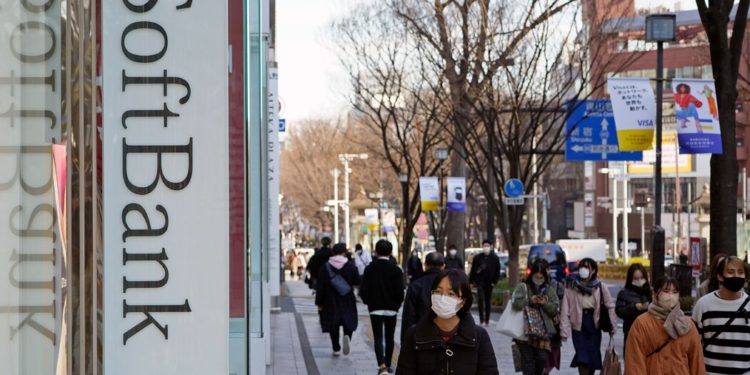 Softbank Funds Post $27 Billion Loss