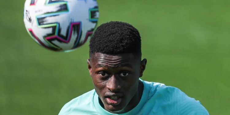 🚨 PSG complete deal to sign Nuno Mendes permanently