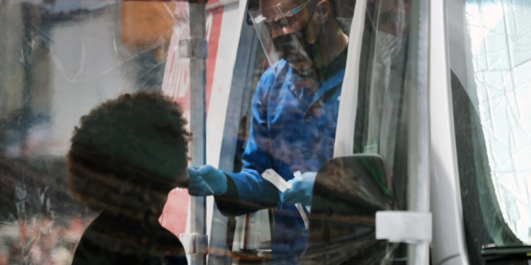 A rise in Covid cases in U.S. signals end of Omicron's reprieve