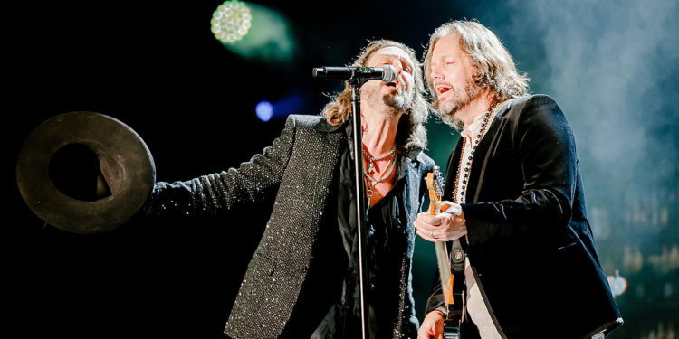 Black Crowes Revisit Their Roots With '1972' EP: Interview