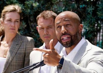 Black Man Accuses Los Angeles Hospital Of Racism In C-Section Death Of Wife