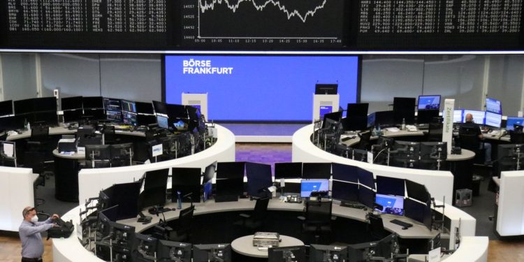 Record high inflation pushes eurozone shares to session lows