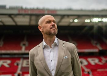 Manchester United manager Erik ten Hag is looking to sign Jurrien Timber and Darwin Nunez.