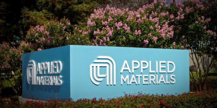 Applied Materials forecasts gloomy current quarter as supply chain woes persist