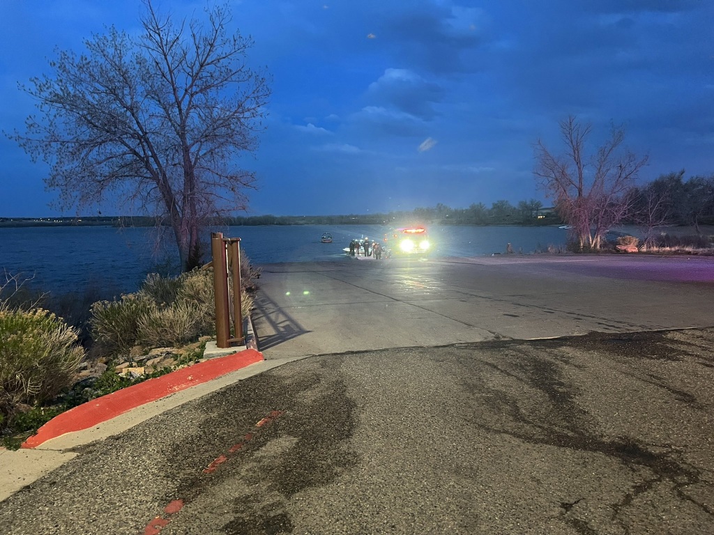 Man presumed dead after disappearing in Cherry Creek Reservoir