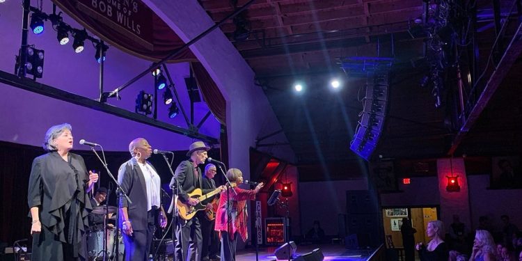 Mavis Staples Performs at Opening Weekend of the Bob Dylan Center