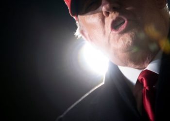 US President Donald Trump speaks to the press at General Mitchell International Airport November 2, 2020, in Milwaukee, Wisconsin. (Photo by Brendan Smialowski / AFP) (Photo by BRENDAN SMIALOWSKI/AFP via Getty Images)