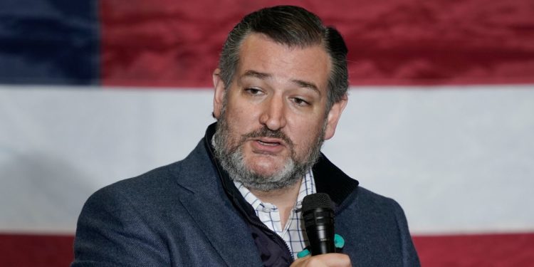 No, Sen. Ted Cruz Hasn’t Posted Identical Tweets After 12 Mass Shootings