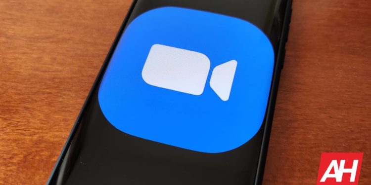 Some Video Calling Apps Can Access Audio Even When Muted: Report