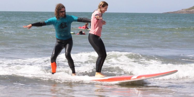Surfing may boost well-being of brain injury survivors