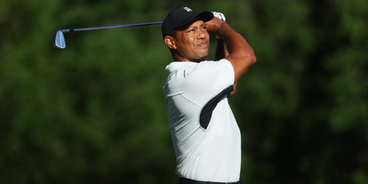 Tiger Woods Calls Phil Mickelson’s Viewpoints ‘Polarizing’