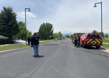 Two killed when single-engine plane crashes in Broomfield neighborhood