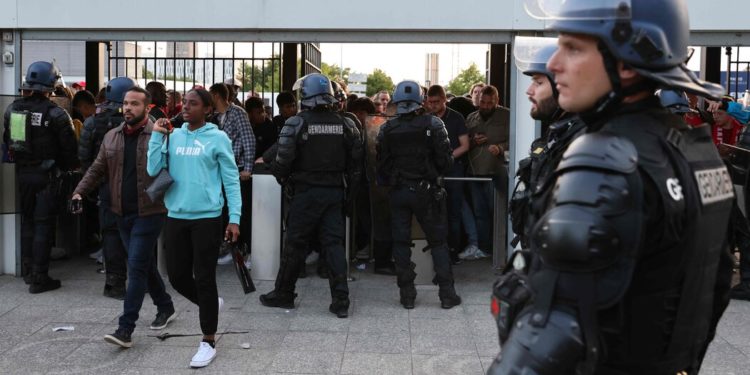 UEFA Blames Final’s Delayed Start and Crowd Problems on ‘Fake Tickets’