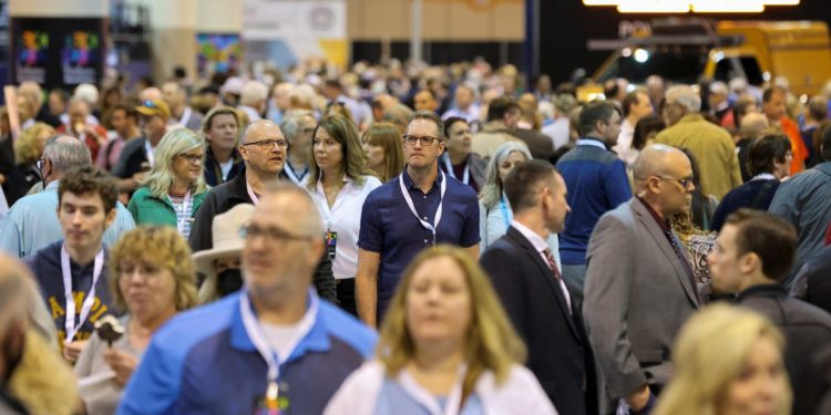 Berkshire shareholders vote to keep Buffett as chairman, reject climate disclosures