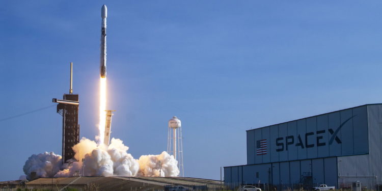 Watch SpaceX launch second batch of satellites in 24 hours
