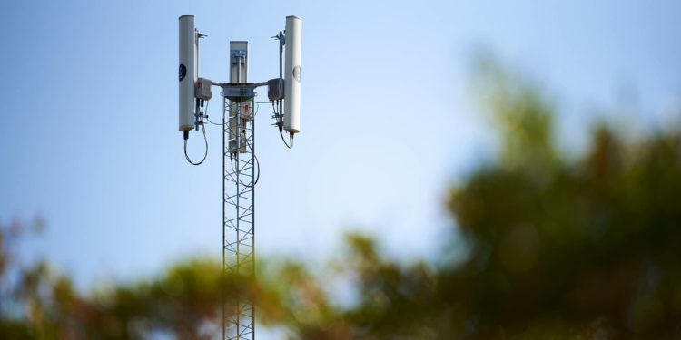 What is midrange 5G? C-Band explained