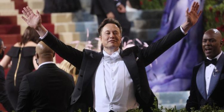 Musk says he wants to boost Twitter use from ‘niche’ to most Americans