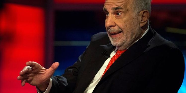 Southwest Gas settles boardroom battle with Icahn, replaces CEO