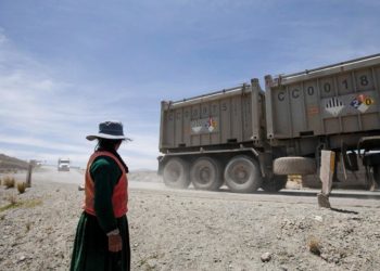 Peru to increase public spending in mining regions to curb social conflicts