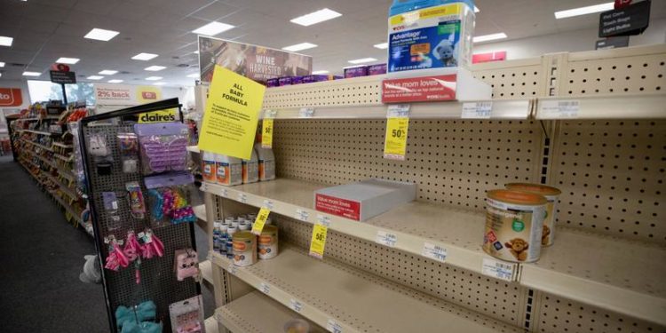 U.S. to allow baby formula imports amid nationwide shortage