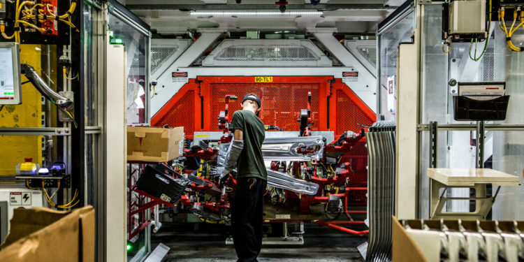 Sustainability Index Drops Tesla, Prompting Insult from Musk