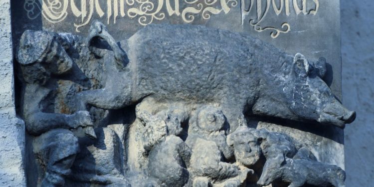 Anti-Jewish medieval sculpture can stay on church, top German court rules